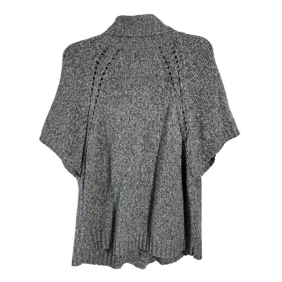 Old Navy Women's V-Neck Cardigan XL Gray Button Up Short Sleeve Chunky Sweater - Picture 2 of 7